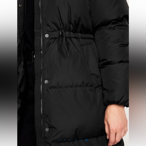 Water-Resistant Quilted Long Puffer
Jacket - Picture 3 of 4